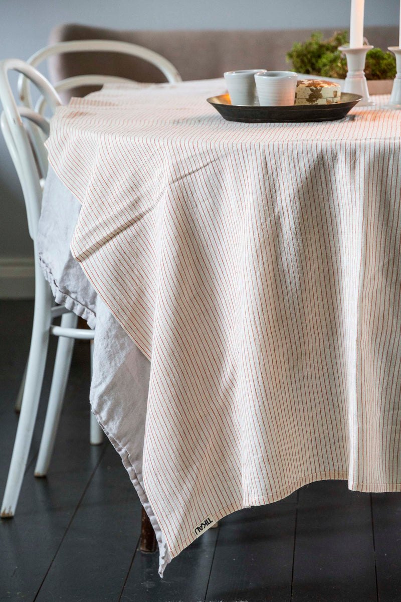 TABLE CLOTH ORGANIC COTTON by Tikau (Thin red stripe)